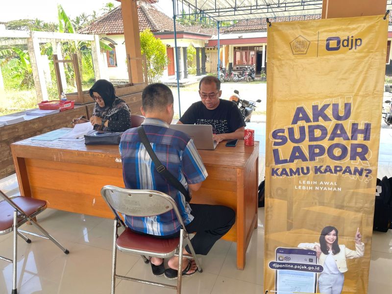 KPP PRATAMA WATES SELENGGARAKAN PROGRAM LDK DI KALURAHAN KREMBANGAN UNTUK TINGKATKAN KEPATUHAN PAJAK