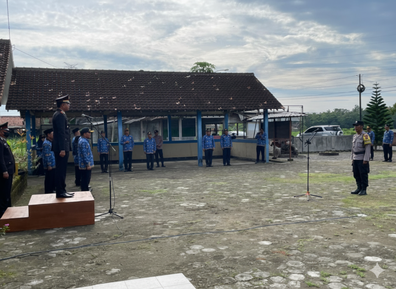 UPACARA PERINGATAN HARI PAHLAWAN TAHUN 2025 DI KALURAHAN KREMBANGAN BERLANGSUNG KHIDMAT