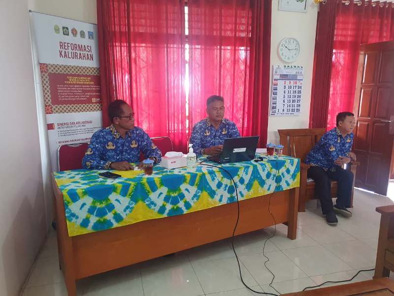 RAPAT KOORDINASI PEMERINTAH KALURAHAN KREMBANGAN BULAN NOVEMBER